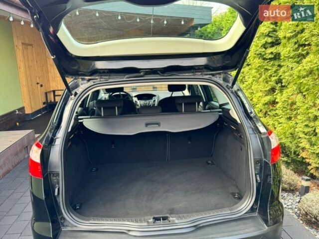 Чорний Форд Фокус, об'ємом двигуна 1.6 л та пробігом 213 тис. км за 6999 $, фото 27 на Automoto.ua