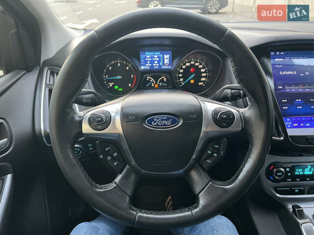 Черный Форд Фокус, объемом двигателя 2 л и пробегом 249 тыс. км за 7600 $, фото 27 на Automoto.ua