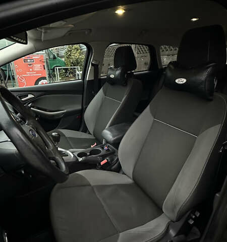 Черный Форд Фокус, объемом двигателя 1.56 л и пробегом 253 тыс. км за 7200 $, фото 13 на Automoto.ua