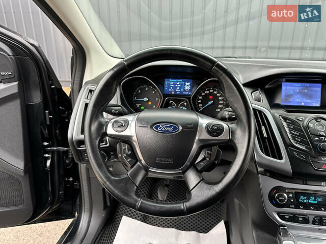 Черный Форд Фокус, объемом двигателя 1.6 л и пробегом 243 тыс. км за 8350 $, фото 70 на Automoto.ua