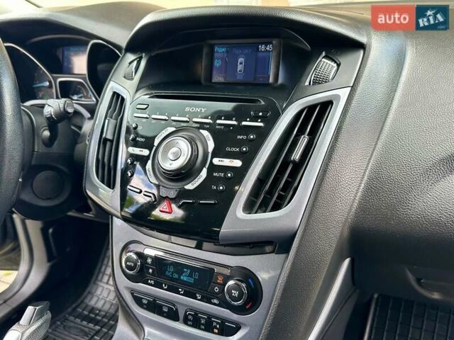 Чорний Форд Фокус, об'ємом двигуна 1.6 л та пробігом 219 тис. км за 7499 $, фото 18 на Automoto.ua