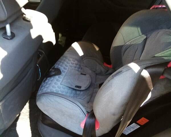 Чорний Форд Фокус, об'ємом двигуна 1.6 л та пробігом 185 тис. км за 8200 $, фото 5 на Automoto.ua