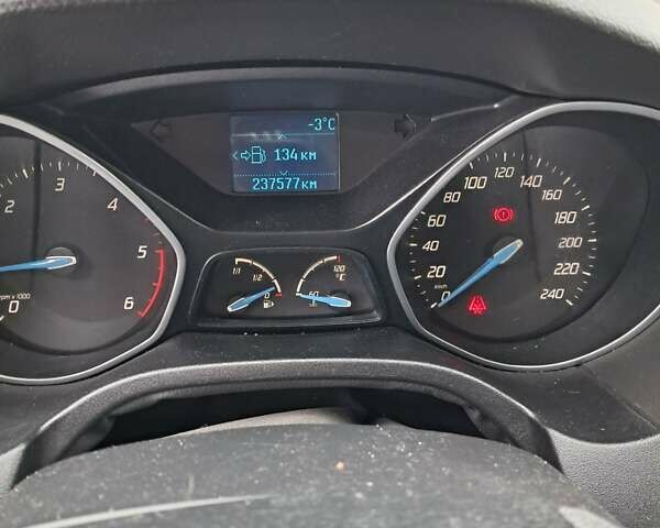 Чорний Форд Фокус, об'ємом двигуна 1.56 л та пробігом 237 тис. км за 7500 $, фото 14 на Automoto.ua