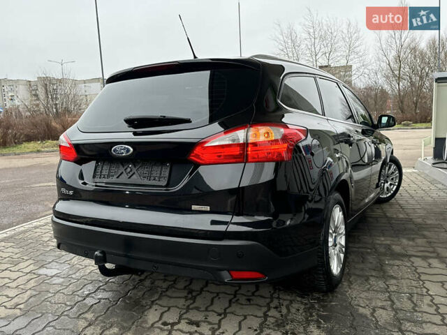 Черный Форд Фокус, объемом двигателя 1.6 л и пробегом 243 тыс. км за 8350 $, фото 56 на Automoto.ua