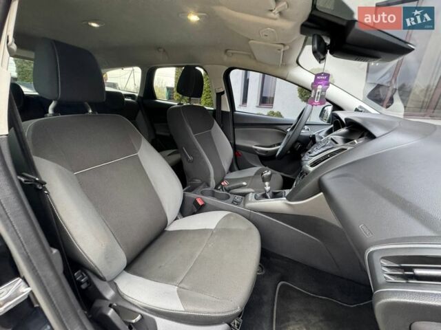 Чорний Форд Фокус, об'ємом двигуна 1.6 л та пробігом 225 тис. км за 6999 $, фото 38 на Automoto.ua