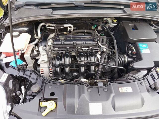 Черный Форд Фокус, объемом двигателя 1.6 л и пробегом 188 тыс. км за 8600 $, фото 49 на Automoto.ua