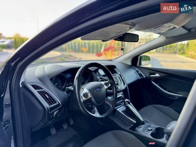 Черный Форд Фокус, объемом двигателя 1.6 л и пробегом 300 тыс. км за 7500 $, фото 12 на Automoto.ua