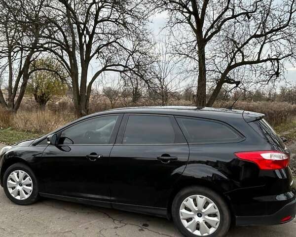 Черный Форд Фокус, объемом двигателя 1.6 л и пробегом 205 тыс. км за 8200 $, фото 4 на Automoto.ua