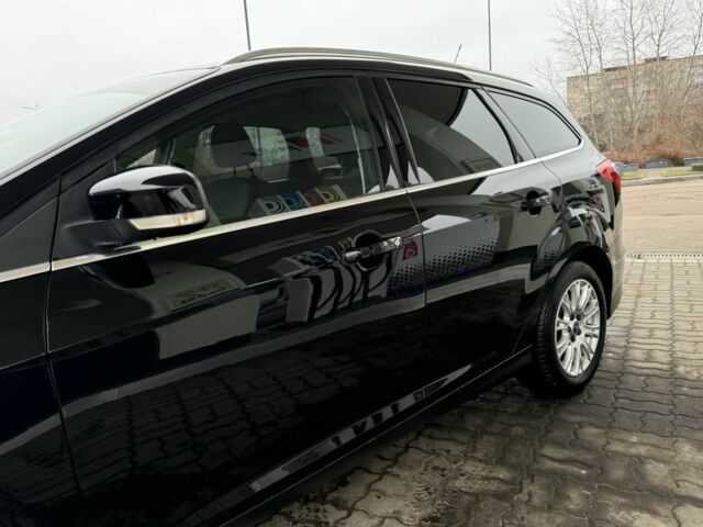 Черный Форд Фокус, объемом двигателя 1.6 л и пробегом 243 тыс. км за 8350 $, фото 9 на Automoto.ua