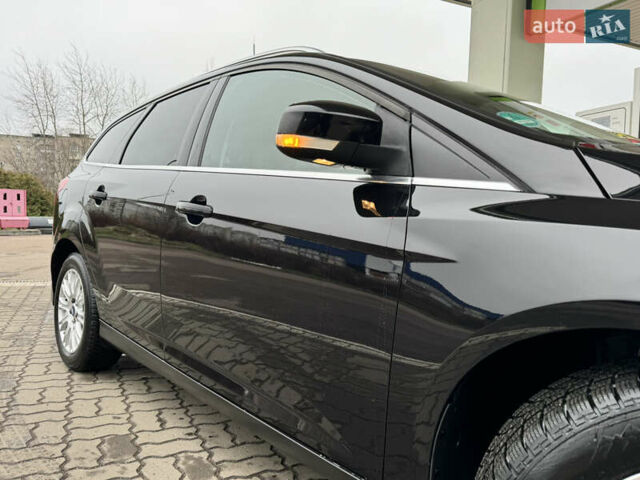 Черный Форд Фокус, объемом двигателя 1.6 л и пробегом 243 тыс. км за 8350 $, фото 12 на Automoto.ua