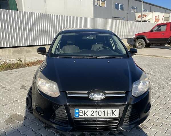 Черный Форд Фокус, объемом двигателя 1.6 л и пробегом 354 тыс. км за 6400 $, фото 12 на Automoto.ua