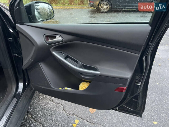 Черный Форд Фокус, объемом двигателя 1.6 л и пробегом 255 тыс. км за 8500 $, фото 34 на Automoto.ua