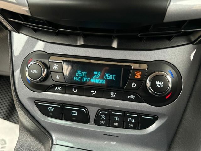 Черный Форд Фокус, объемом двигателя 1.6 л и пробегом 243 тыс. км за 8600 $, фото 2 на Automoto.ua