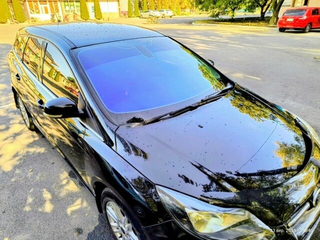 Чорний Форд Фокус, об'ємом двигуна 1.6 л та пробігом 219 тис. км за 8100 $, фото 3 на Automoto.ua