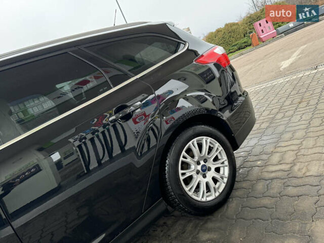 Черный Форд Фокус, объемом двигателя 1.6 л и пробегом 243 тыс. км за 8350 $, фото 36 на Automoto.ua