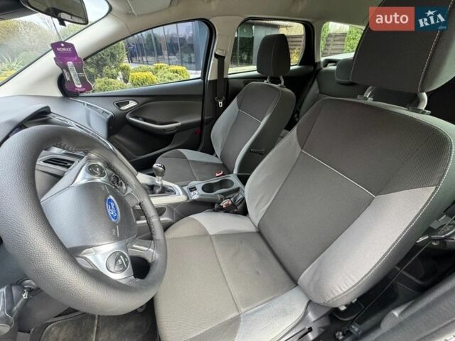 Чорний Форд Фокус, об'ємом двигуна 1.6 л та пробігом 225 тис. км за 6999 $, фото 24 на Automoto.ua