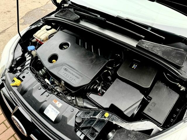 Черный Форд Фокус, объемом двигателя 1.6 л и пробегом 243 тыс. км за 8350 $, фото 22 на Automoto.ua