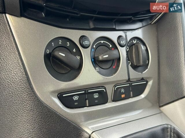 Чорний Форд Фокус, об'ємом двигуна 1.6 л та пробігом 225 тис. км за 6999 $, фото 32 на Automoto.ua