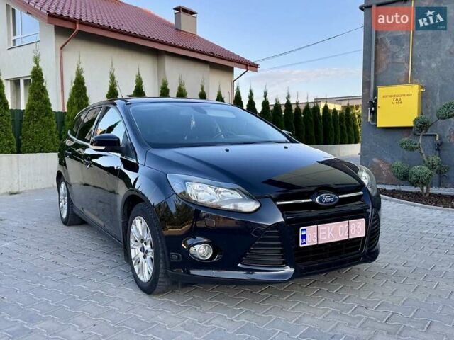Черный Форд Фокус, объемом двигателя 1.6 л и пробегом 300 тыс. км за 7500 $, фото 6 на Automoto.ua