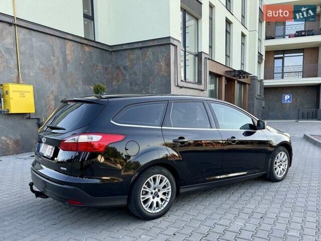 Черный Форд Фокус, объемом двигателя 1.6 л и пробегом 300 тыс. км за 7500 $, фото 13 на Automoto.ua