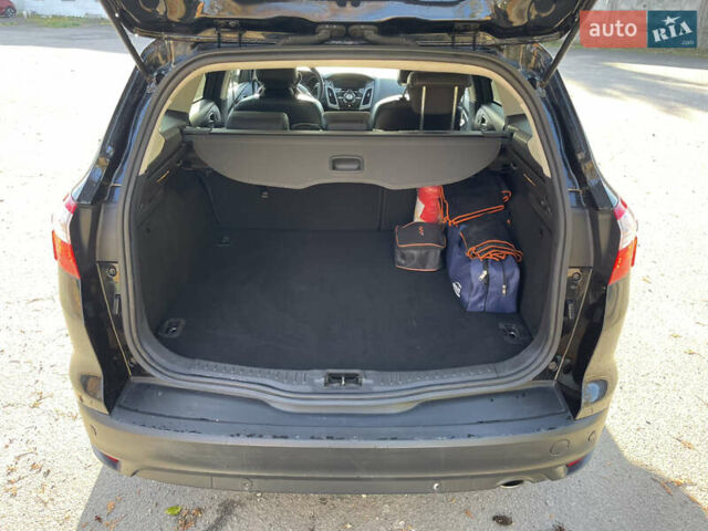 Черный Форд Фокус, объемом двигателя 1.6 л и пробегом 222 тыс. км за 8499 $, фото 25 на Automoto.ua