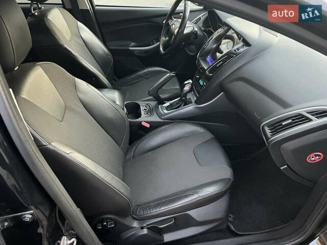 Черный Форд Фокус, объемом двигателя 2 л и пробегом 249 тыс. км за 7600 $, фото 18 на Automoto.ua