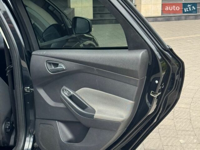 Чорний Форд Фокус, об'ємом двигуна 1.6 л та пробігом 225 тис. км за 6999 $, фото 46 на Automoto.ua