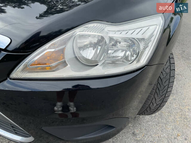 Черный Форд Фокус, объемом двигателя 1.56 л и пробегом 333 тыс. км за 6500 $, фото 12 на Automoto.ua