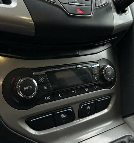 Черный Форд Фокус, объемом двигателя 1.56 л и пробегом 253 тыс. км за 7200 $, фото 17 на Automoto.ua