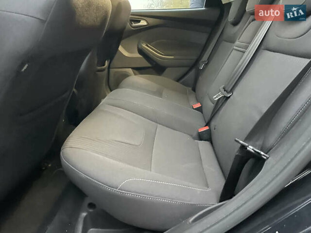 Черный Форд Фокус, объемом двигателя 1.6 л и пробегом 255 тыс. км за 8500 $, фото 30 на Automoto.ua