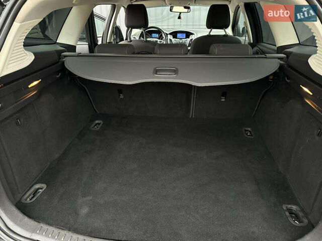 Черный Форд Фокус, объемом двигателя 1.6 л и пробегом 243 тыс. км за 8350 $, фото 113 на Automoto.ua