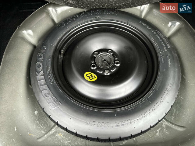 Черный Форд Фокус, объемом двигателя 1.6 л и пробегом 243 тыс. км за 8350 $, фото 114 на Automoto.ua