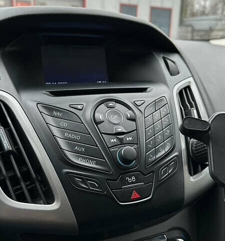 Черный Форд Фокус, объемом двигателя 1.56 л и пробегом 253 тыс. км за 7200 $, фото 18 на Automoto.ua