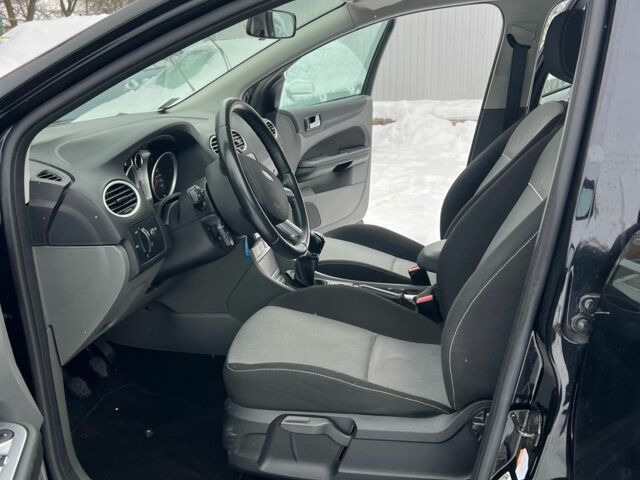 Черный Форд Фокус, объемом двигателя 1.6 л и пробегом 138 тыс. км за 6400 $, фото 16 на Automoto.ua