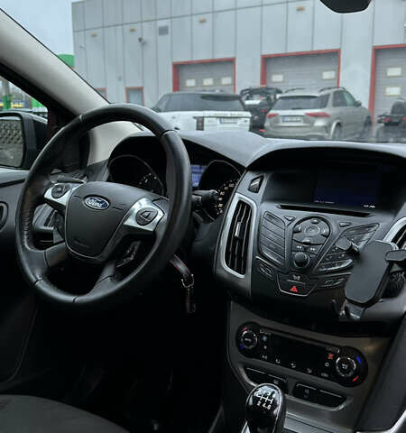 Черный Форд Фокус, объемом двигателя 1.56 л и пробегом 253 тыс. км за 7200 $, фото 15 на Automoto.ua