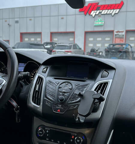 Черный Форд Фокус, объемом двигателя 1.56 л и пробегом 253 тыс. км за 7200 $, фото 16 на Automoto.ua