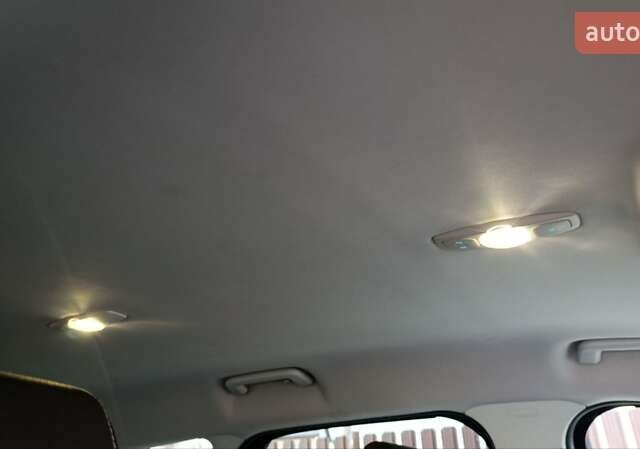 Черный Форд Фокус, объемом двигателя 1.6 л и пробегом 232 тыс. км за 8300 $, фото 41 на Automoto.ua