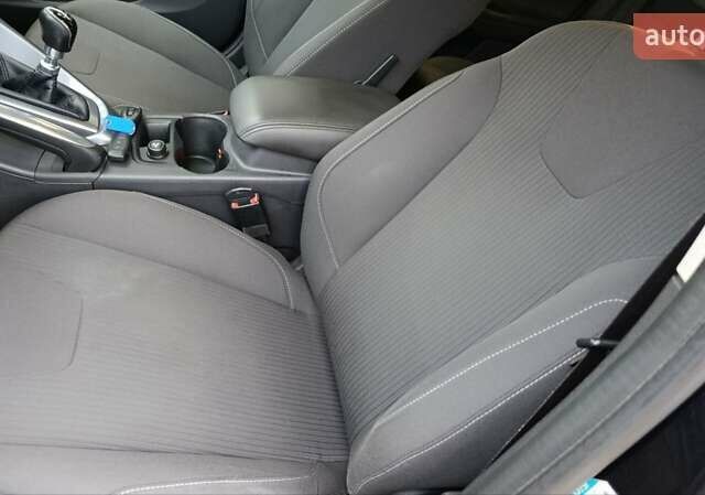 Чорний Форд Фокус, об'ємом двигуна 1.6 л та пробігом 232 тис. км за 8477 $, фото 34 на Automoto.ua