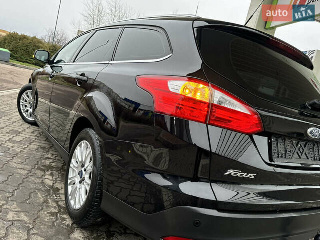 Черный Форд Фокус, объемом двигателя 1.6 л и пробегом 243 тыс. км за 8350 $, фото 45 на Automoto.ua