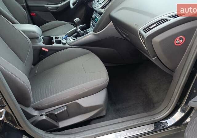 Чорний Форд Фокус, об'ємом двигуна 1.6 л та пробігом 232 тис. км за 8477 $, фото 37 на Automoto.ua