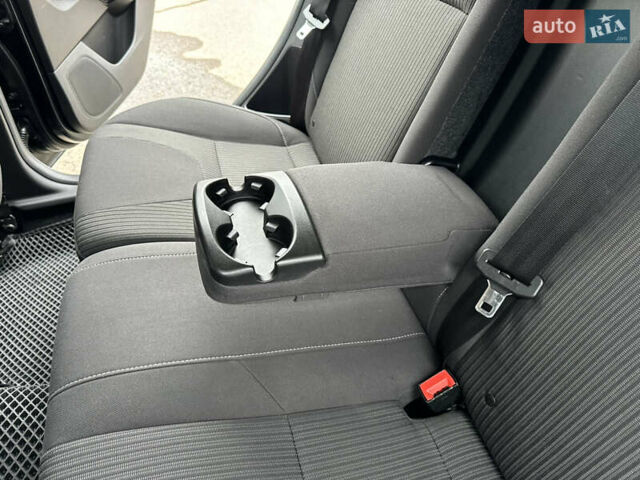 Черный Форд Фокус, объемом двигателя 1.6 л и пробегом 243 тыс. км за 8350 $, фото 87 на Automoto.ua