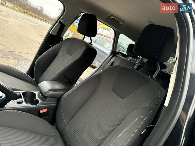 Черный Форд Фокус, объемом двигателя 1.6 л и пробегом 243 тыс. км за 8350 $, фото 67 на Automoto.ua