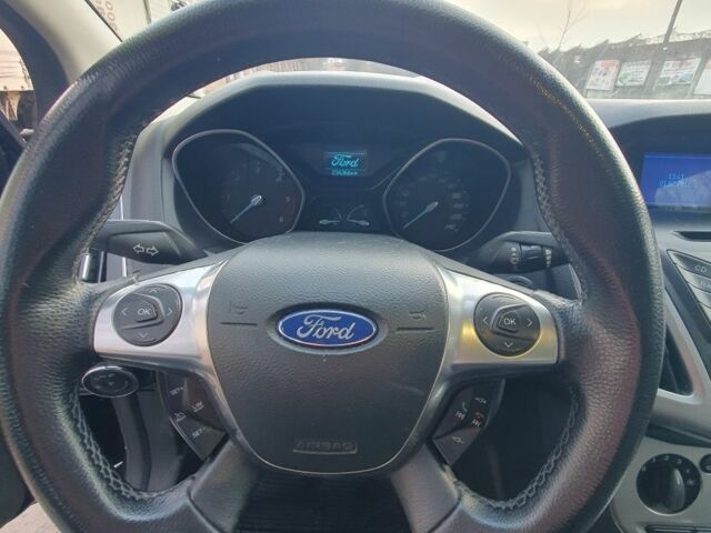 Черный Форд Фокус, объемом двигателя 1.6 л и пробегом 234 тыс. км за 6000 $, фото 8 на Automoto.ua