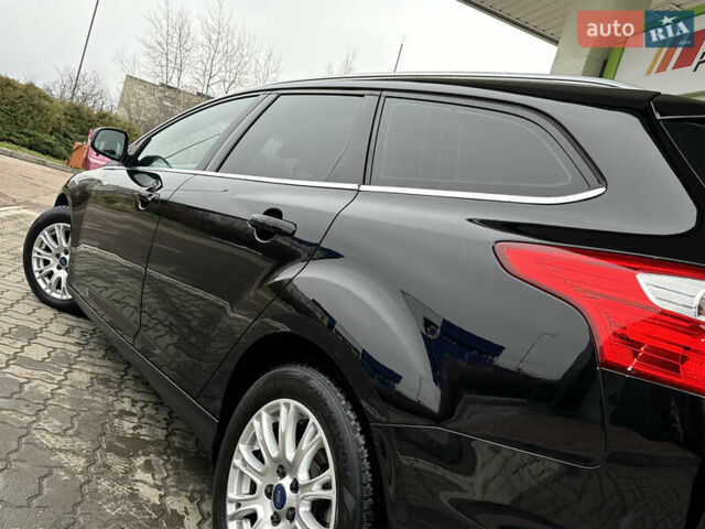 Черный Форд Фокус, объемом двигателя 1.6 л и пробегом 243 тыс. км за 8350 $, фото 46 на Automoto.ua