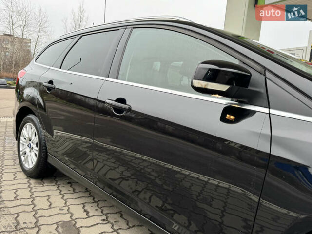 Черный Форд Фокус, объемом двигателя 1.6 л и пробегом 243 тыс. км за 8350 $, фото 13 на Automoto.ua