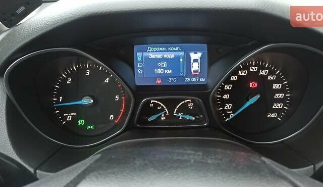 Чорний Форд Фокус, об'ємом двигуна 1.56 л та пробігом 250 тис. км за 7150 $, фото 2 на Automoto.ua