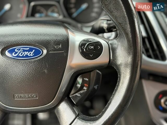 Черный Форд Фокус, объемом двигателя 1.6 л и пробегом 246 тыс. км за 7950 $, фото 60 на Automoto.ua