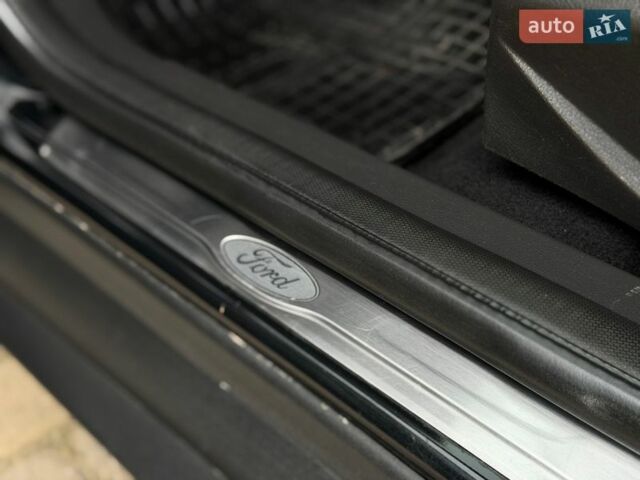 Черный Форд Фокус, объемом двигателя 1.6 л и пробегом 246 тыс. км за 7950 $, фото 56 на Automoto.ua