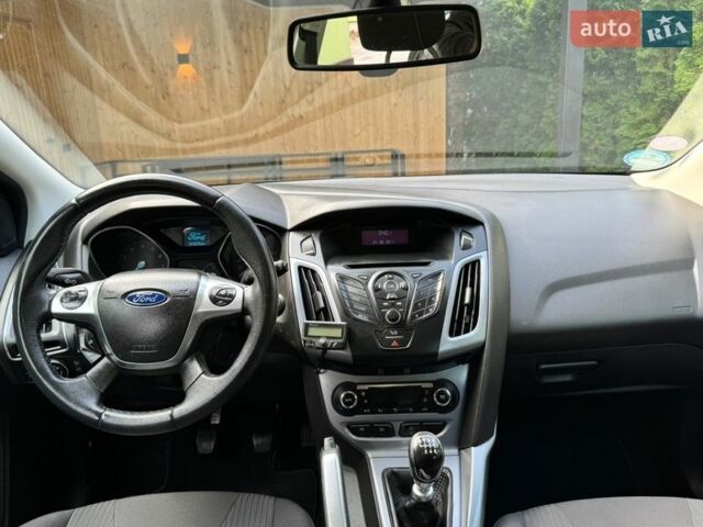 Чорний Форд Фокус, об'ємом двигуна 1.6 л та пробігом 213 тис. км за 7100 $, фото 23 на Automoto.ua