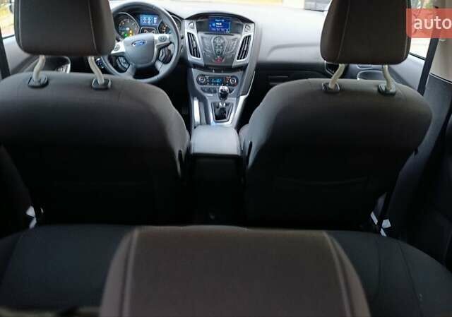 Чорний Форд Фокус, об'ємом двигуна 1.6 л та пробігом 232 тис. км за 8477 $, фото 28 на Automoto.ua